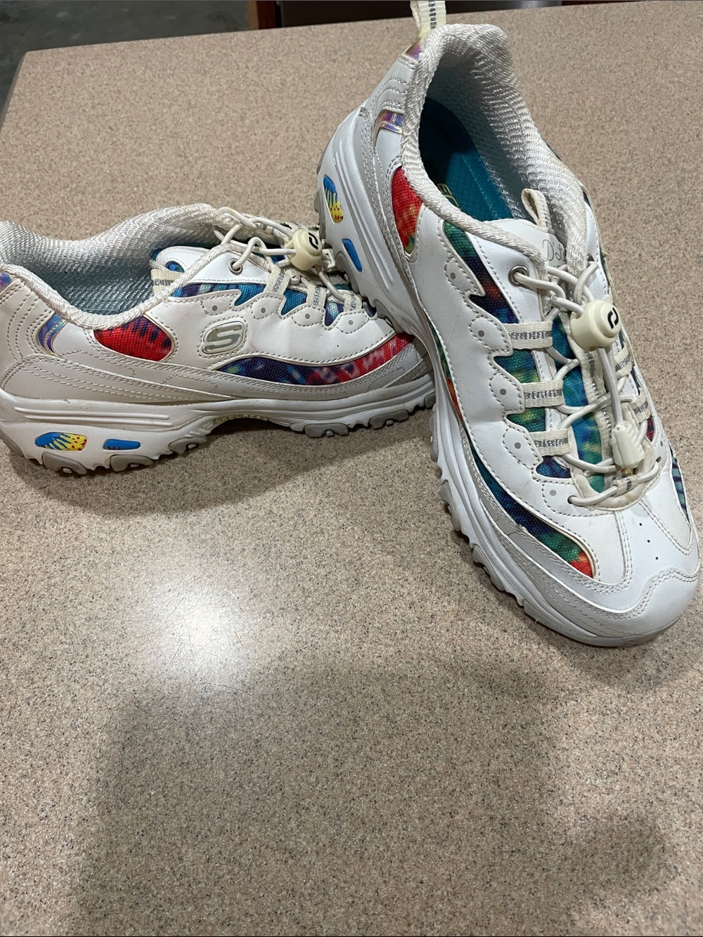 Skechers White Sneakers with Multicolor Accents Size 10